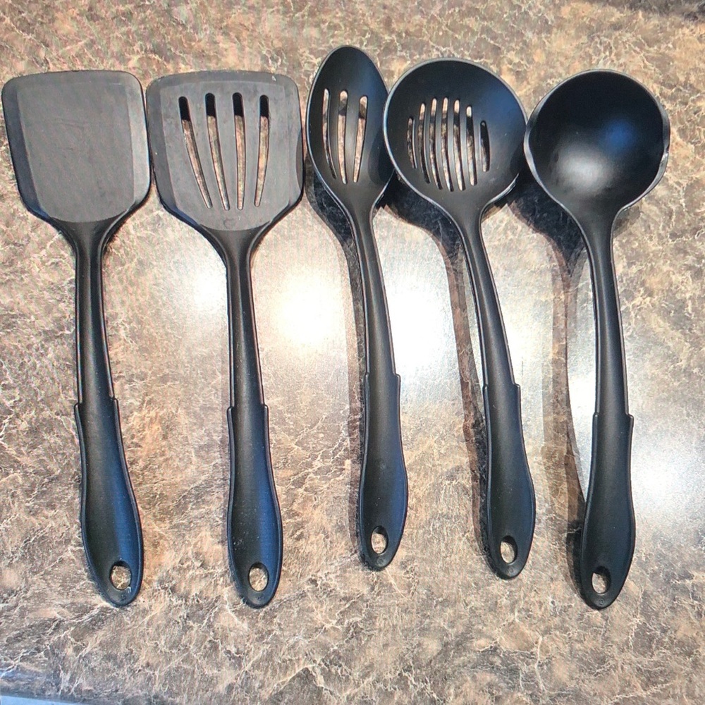 5-Piece Black Nylon Kitchen Utensil Set